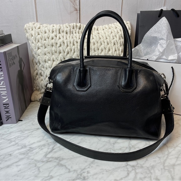 Givenchy Antigona - Picture 2 of 16